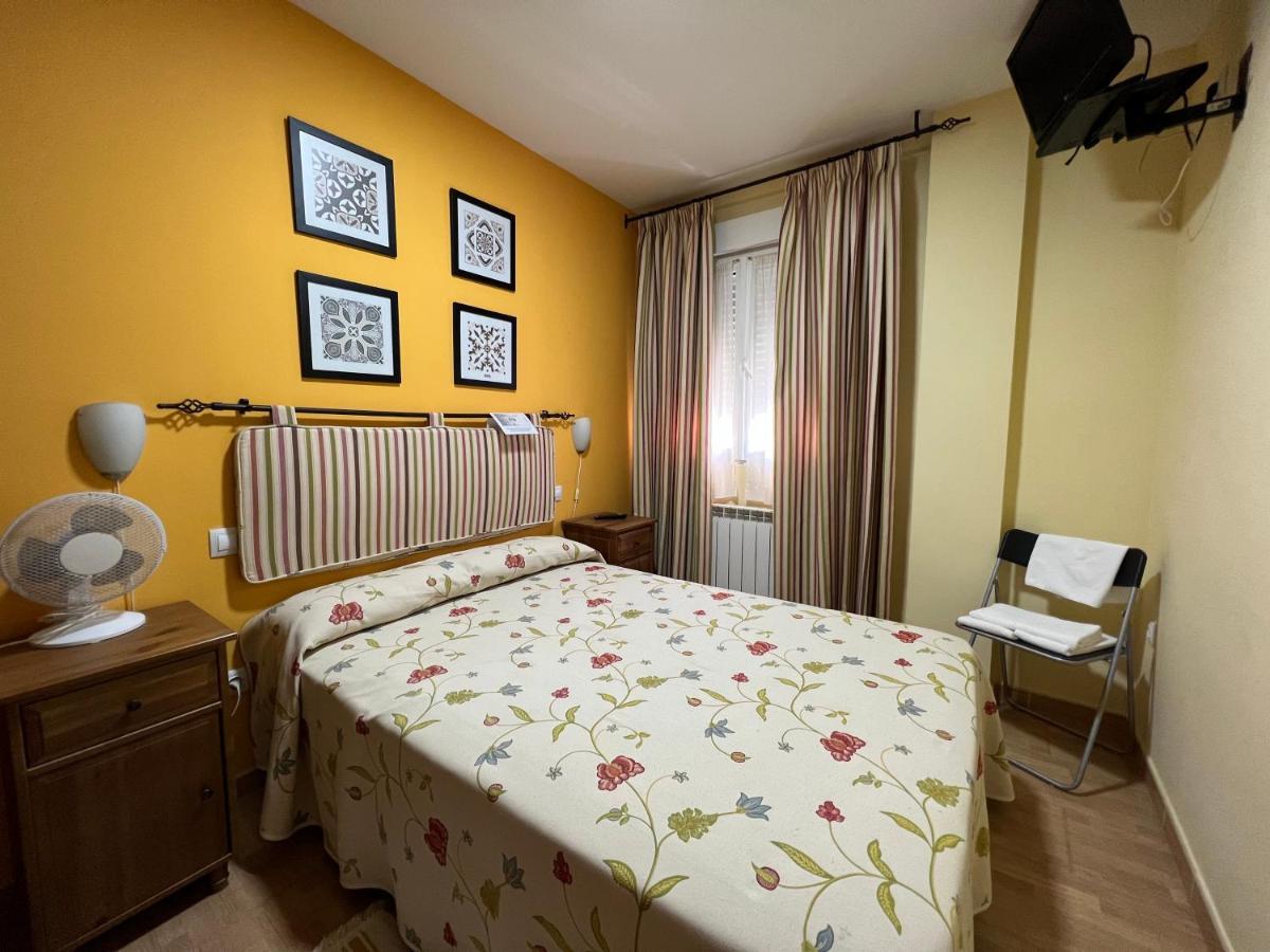 Hostal La Colmena Vicolozano Kültér fotó