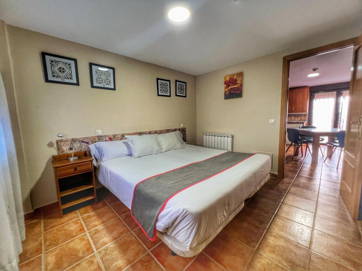 Hostal La Colmena Vicolozano Kültér fotó