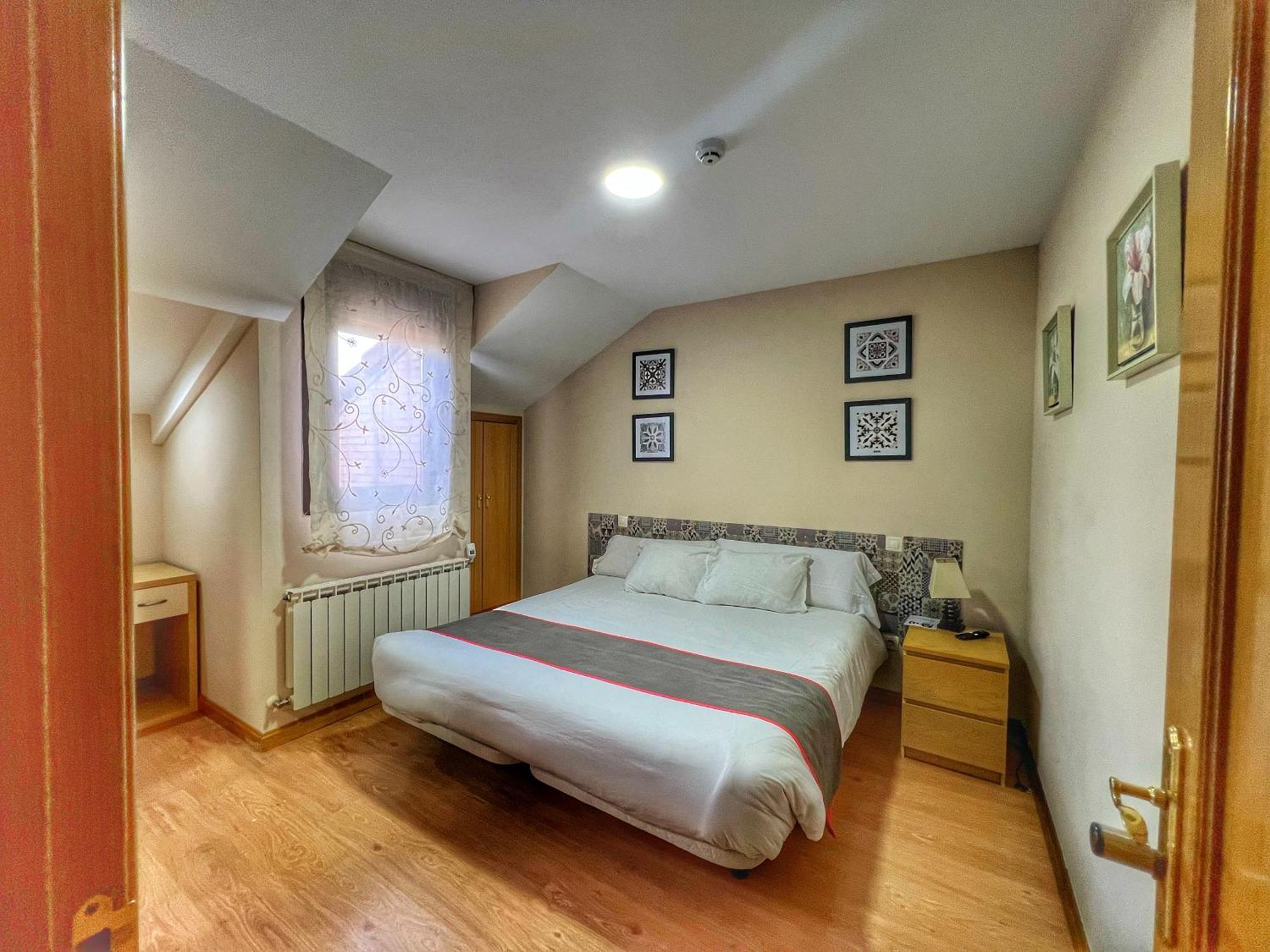 Hostal La Colmena Vicolozano Kültér fotó